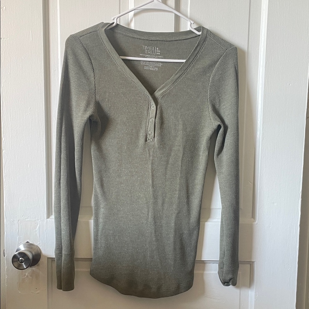 Time and Tru Olive Ribbed Long Sleeve Henley